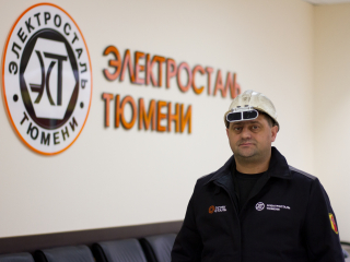 Роман Фарзиев – ковшевой участка ремонта огнеупорной футеровки электросталеплавильного цеха